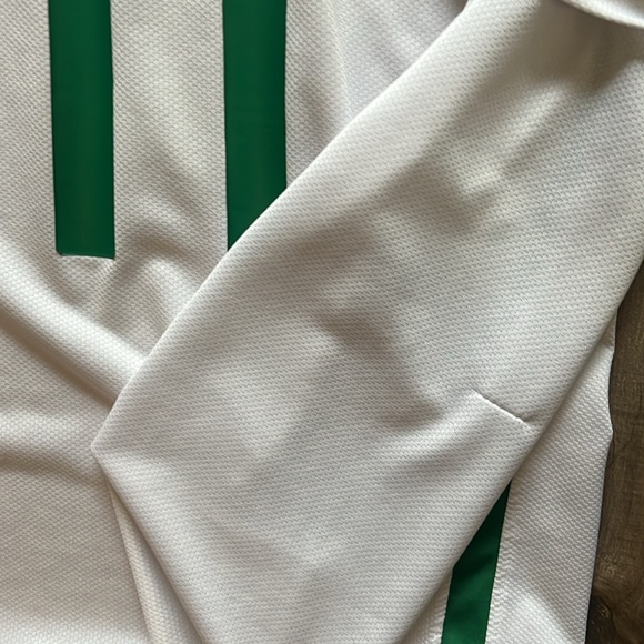 Simao Portugal Nike Euro 2008 Jersey - Picture 5 of 6